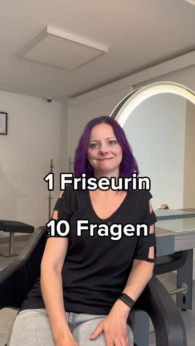 Ein Blick hinter die Schere - Heute ist unsere Katrin dran. 👀
•
•
•
#salonlange #friseurgöttingen #göttingenfriseur #göttingen #göttingencity #hair #haarverdichtung #hairdreams #haarverlängerung #zweithaarspezialist #friseur #hair #zweithaargöttingen