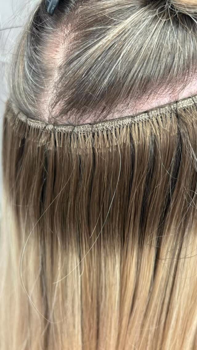 Volumen, Länge & Luxus – in nur einem Schritt! ✨
Unsere Hairdreams Dreamwefts sind die Königsklasse der Haarverlängerung.
Gefertigt aus 100 % europäischem Echthaar, sorgen sie für:💎 Seidigen Glanz – natürlich & edel
💎 Unsichtbare Übergänge – perfekter Look, null Kompromisse
💎 Volumen & Länge – individuell angepasst an deinen TraumstyleOb für mehr Fülle oder eine komplette Typveränderung – die Dreamwefts lassen deine Haare so aussehen, als wären sie von Natur aus perfekt. 🌿💫📍 Buche jetzt deinen Termin & erlebe den Unterschied!📲 WhatsApp 055134527www.salon-lange.de#salonlange #hairdreams #dreamwefts #echthaar #europäischesechthaar #friseurgöttingen #göttingenfriseur #haarverlängerung #haarverdichtung #göttingen #göttingencity #göttingenzweithaar #zweithaargöttingen #hairgoals #hair #tressen #tressenverlängerung